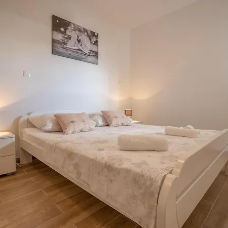 Mila Apartment Zivogosce